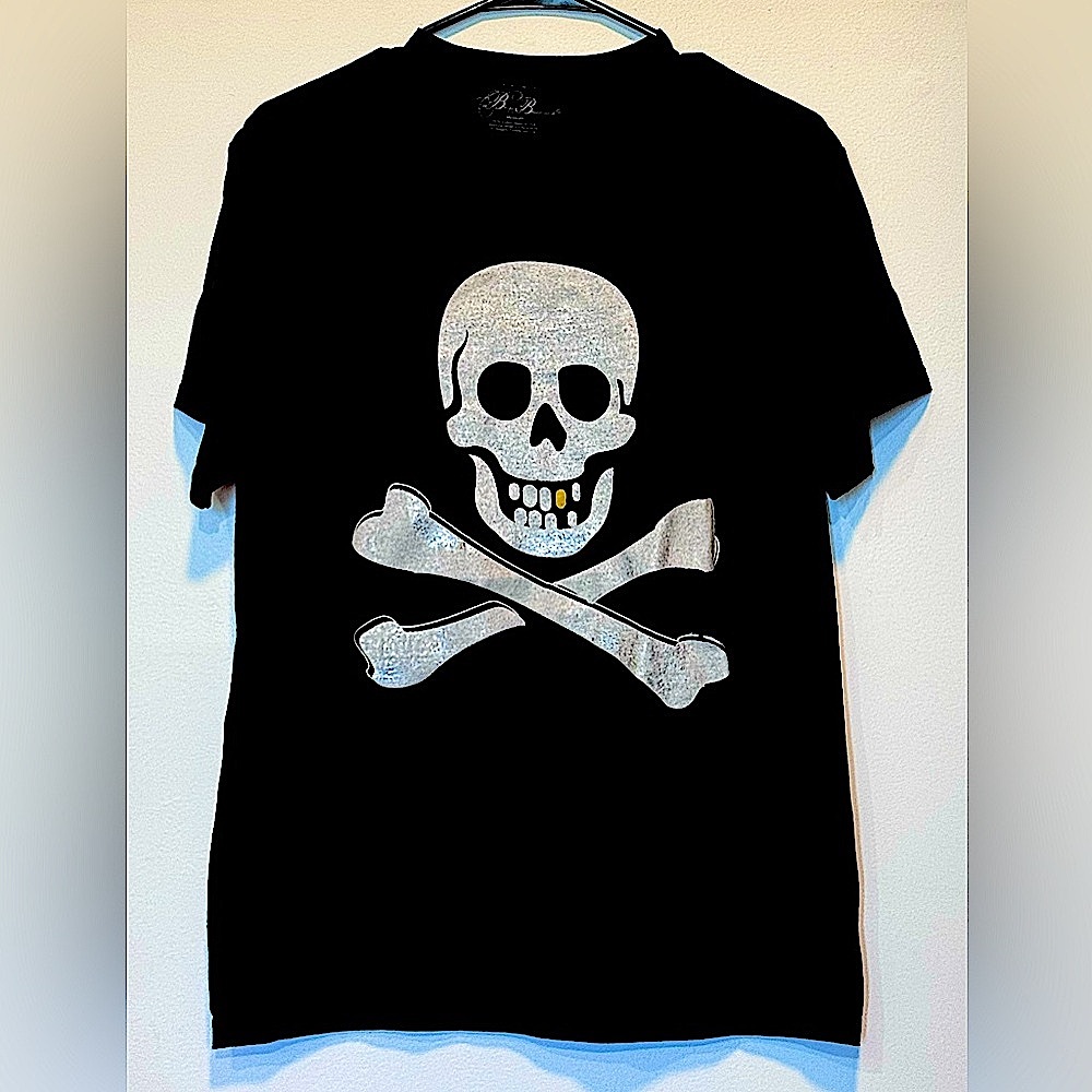 NEW Branded Bones Tee Shirt Black Cotton Silver Skull & Crossbones
